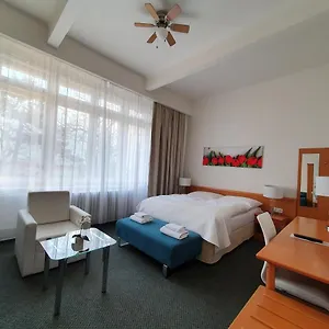 Jana - Domov Mladeze Guest house